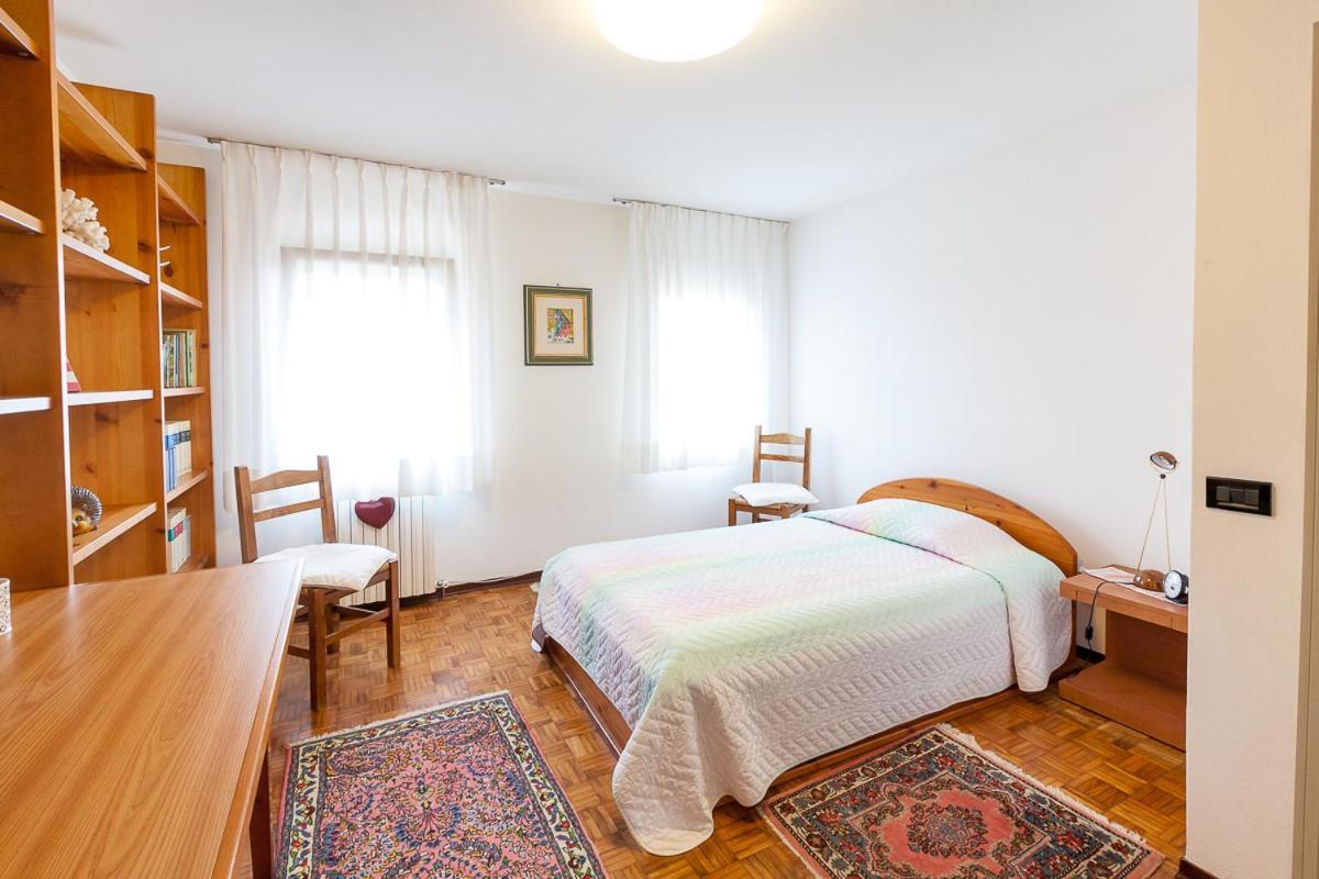 B&B Ca Dea Calle Vallà Kültér fotó