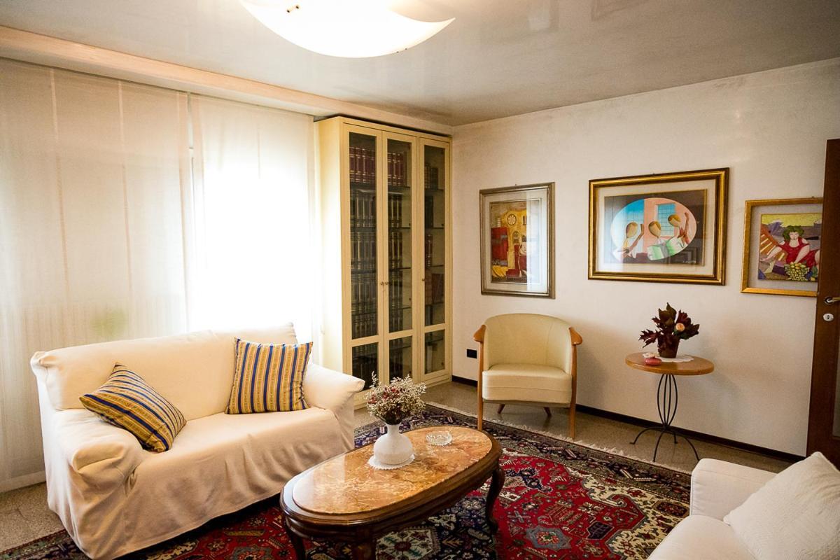 B&B Ca Dea Calle Vallà Kültér fotó