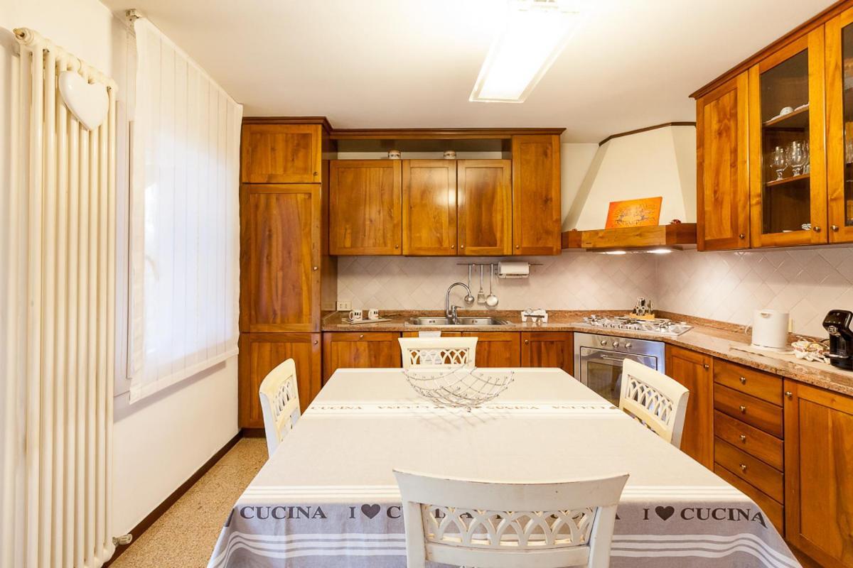 B&B Ca Dea Calle Vallà Kültér fotó